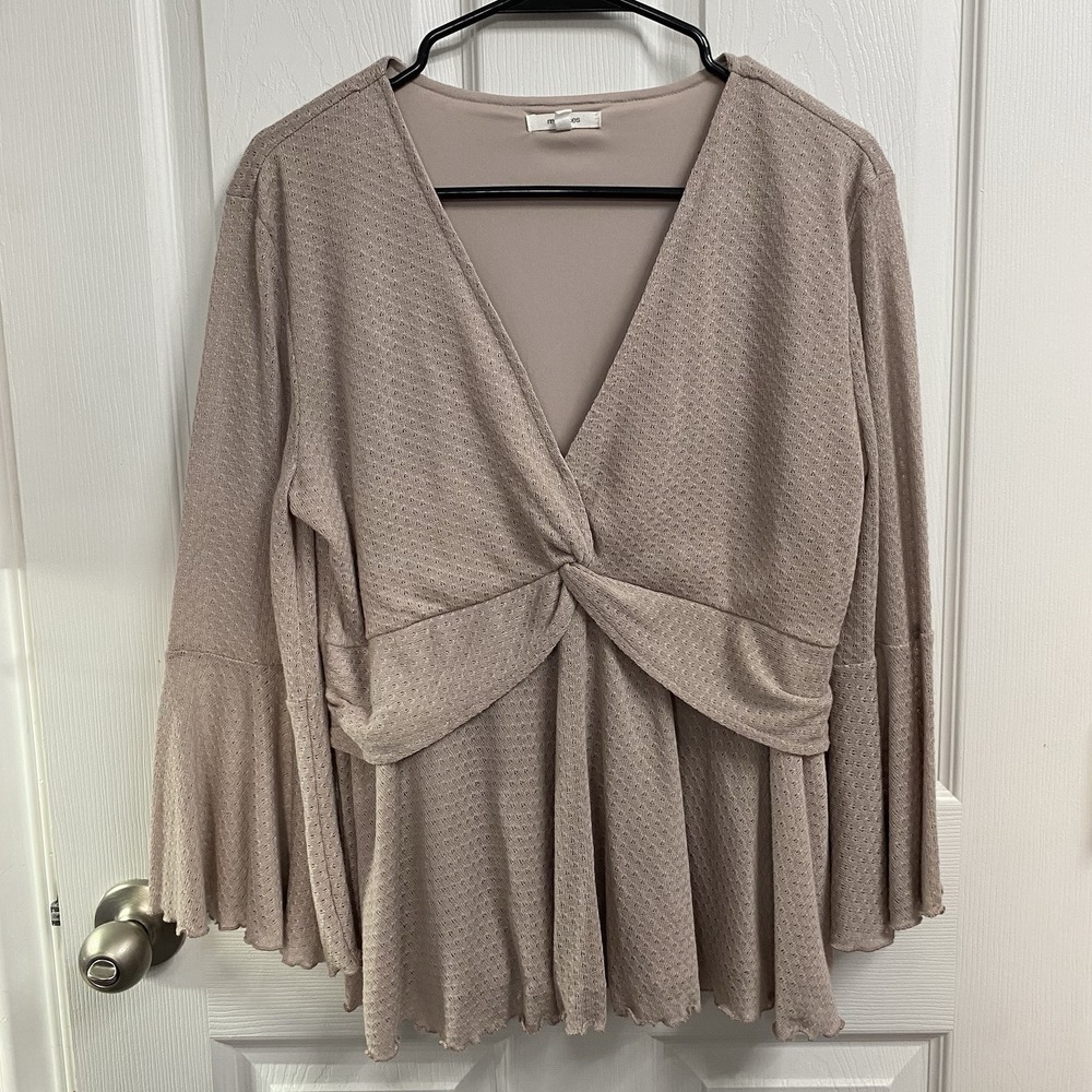 Women's Maurice's size L Top Maurice's cute summer‎ spring fashion-beige